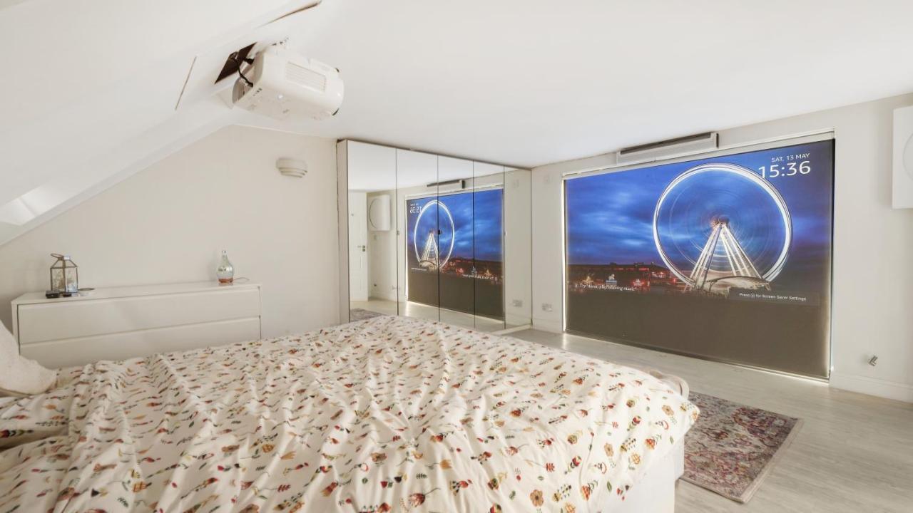Cosy Luxurious Family Home ลอนดอน ภายนอก รูปภาพ