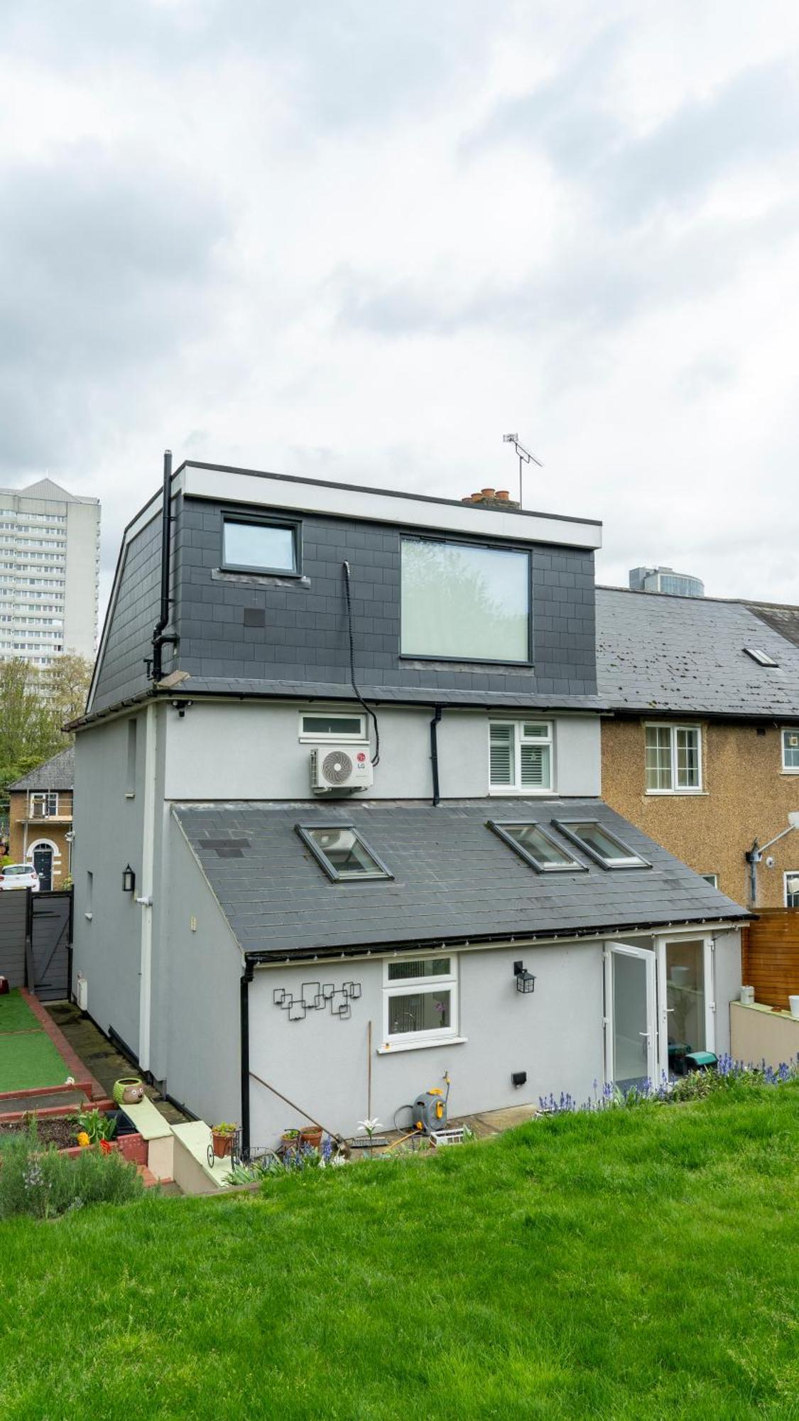 Cosy Luxurious Family Home ลอนดอน ภายนอก รูปภาพ
